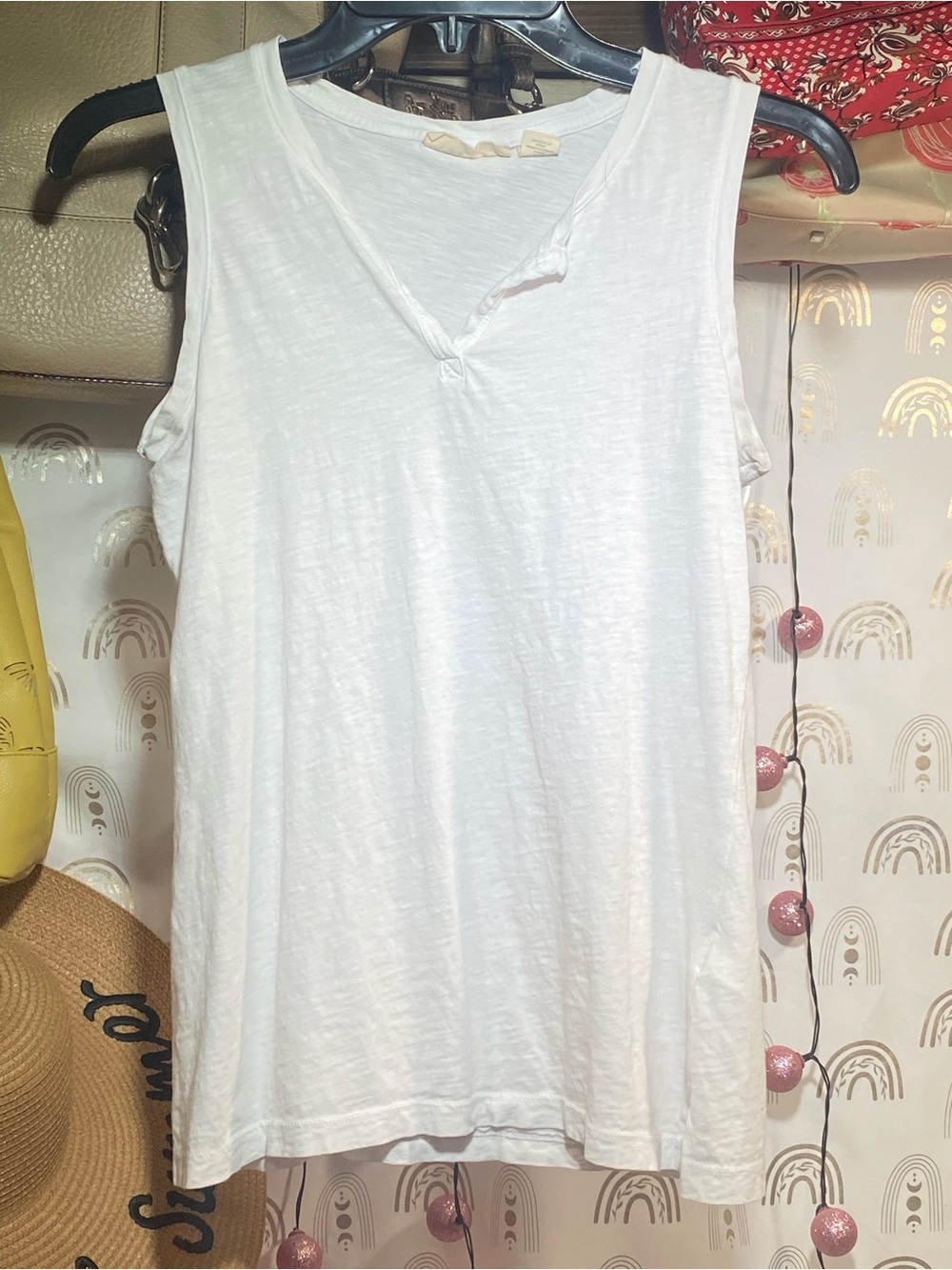 Christian Siriano White Sleeveless Notch V Tank